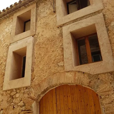 Cal Moreno Tatil Evi *